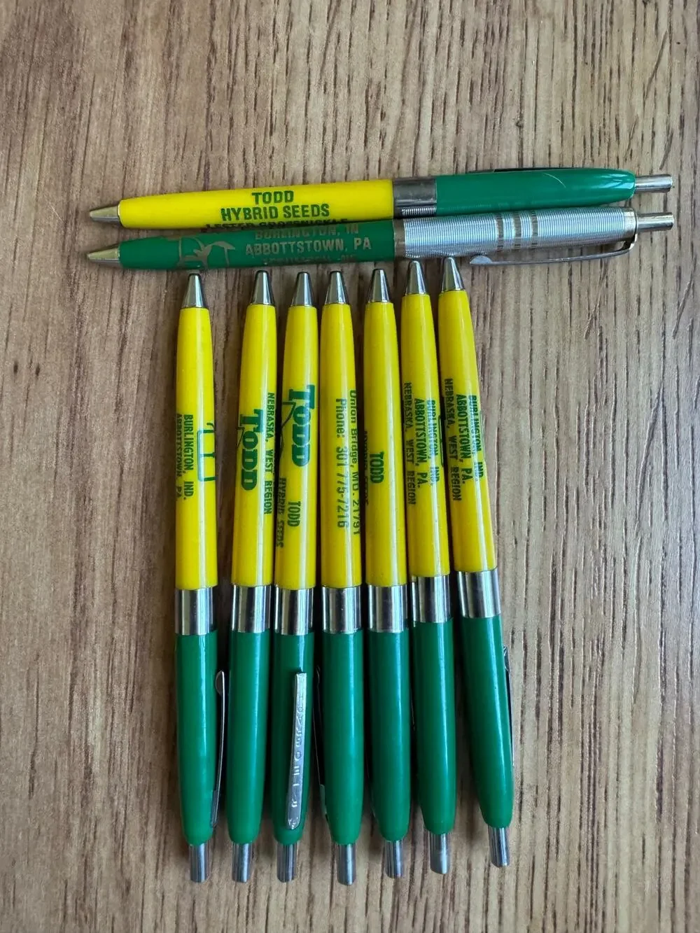 Set of 9 Todd Hybrid Seeds pens - as is